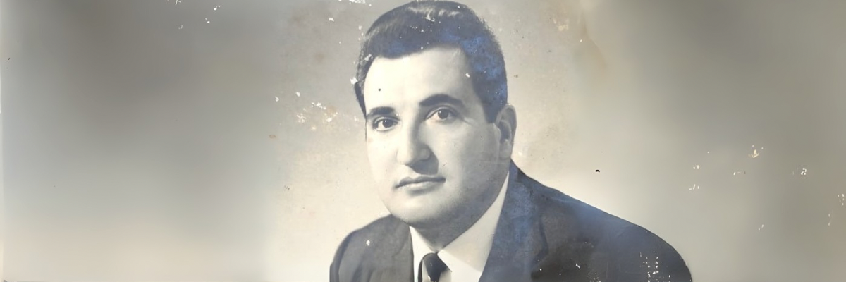 Foto em preto e branco doutor Edison Teixeira na juventude.